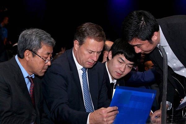 國足世預(yù)賽抽到上上簽 原主帥佩蘭喜不自禁 防水