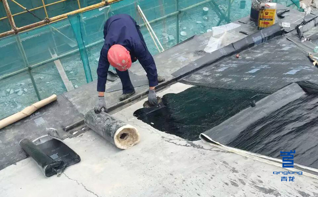 卡納湖谷屋面防水采用青龍復合防水系統 防水材料