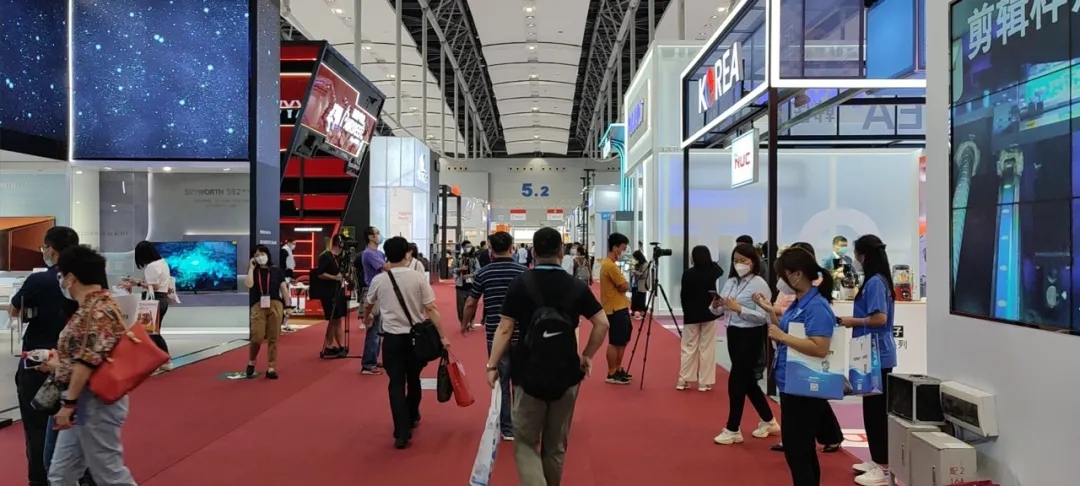 廣交會正式開幕,多家權威媒體專訪青龍(圖2) 廣交會正式開幕,多家權威媒體專訪青龍(圖2)