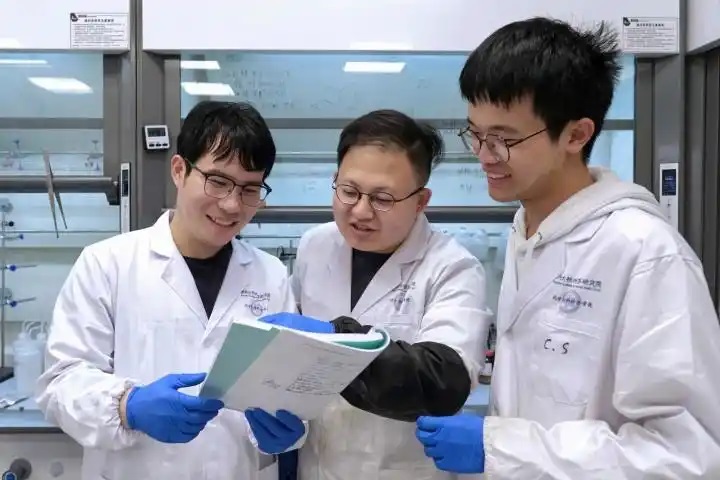 張夏衡團隊4.jpg 張夏衡團隊4.jpg