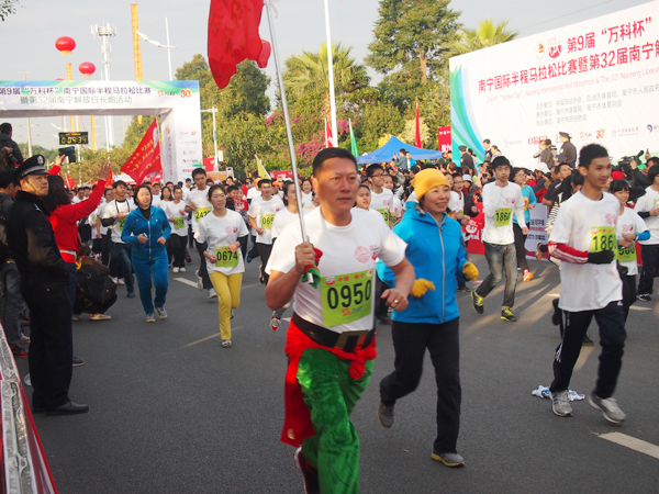 青龍團隊成員風采 青龍公司