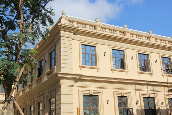 完工的彩色GRC已經展現出建筑之美。 彩色GRC